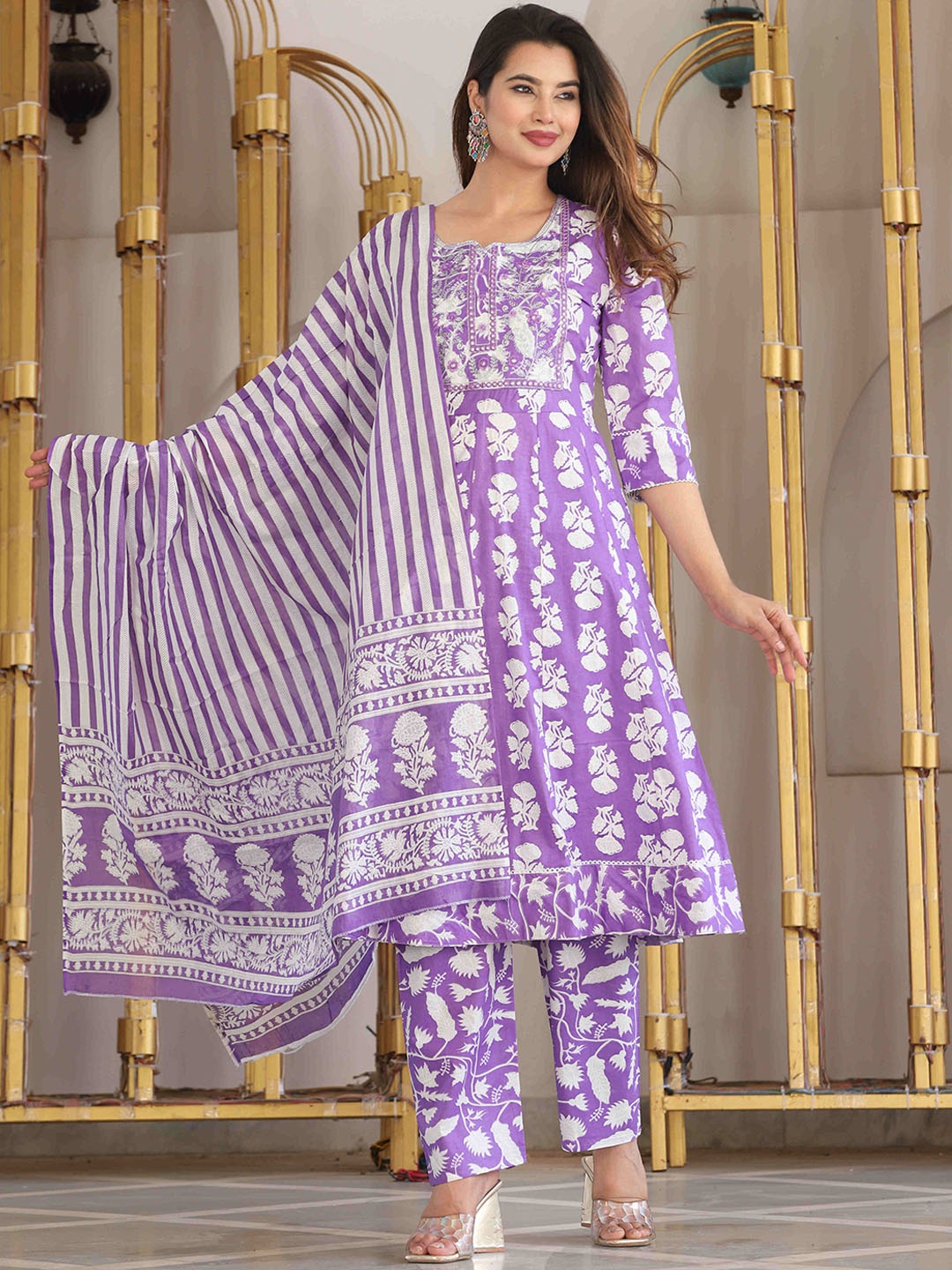 

SINGNI Ethnic Motifs Printed Pure Cotton Kurta With Trousers & Dupatta, Purple