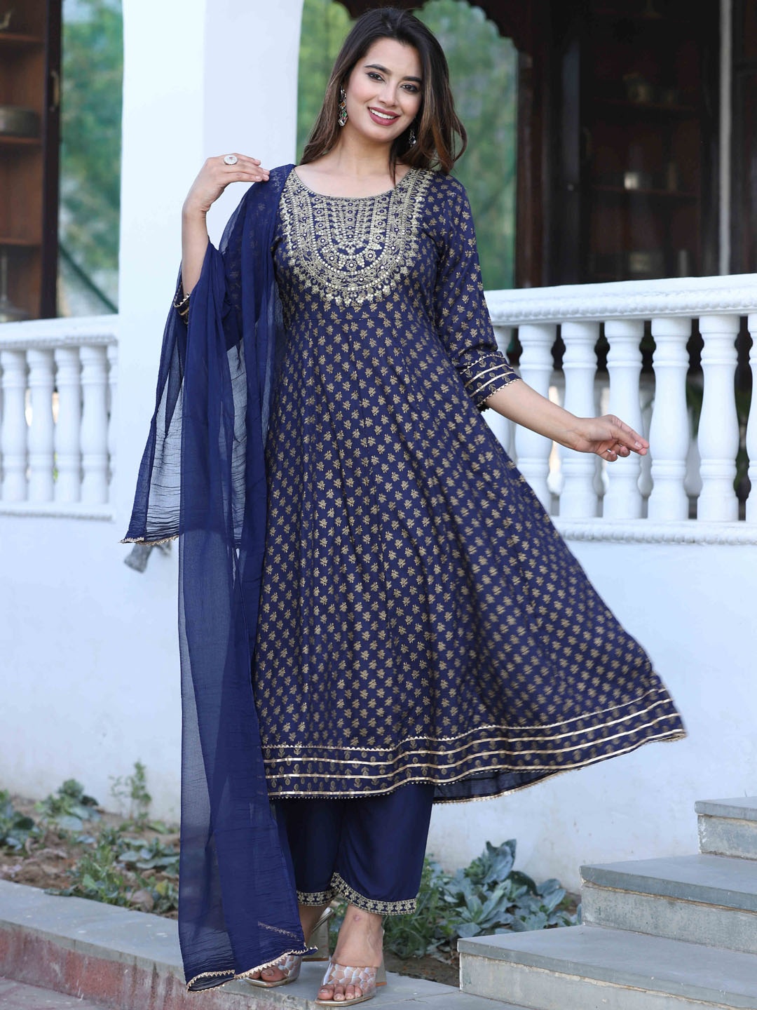 

SINGNI Ethnic Motifs Embroidered Regular Kurta with Trouser & Dupatta, Blue