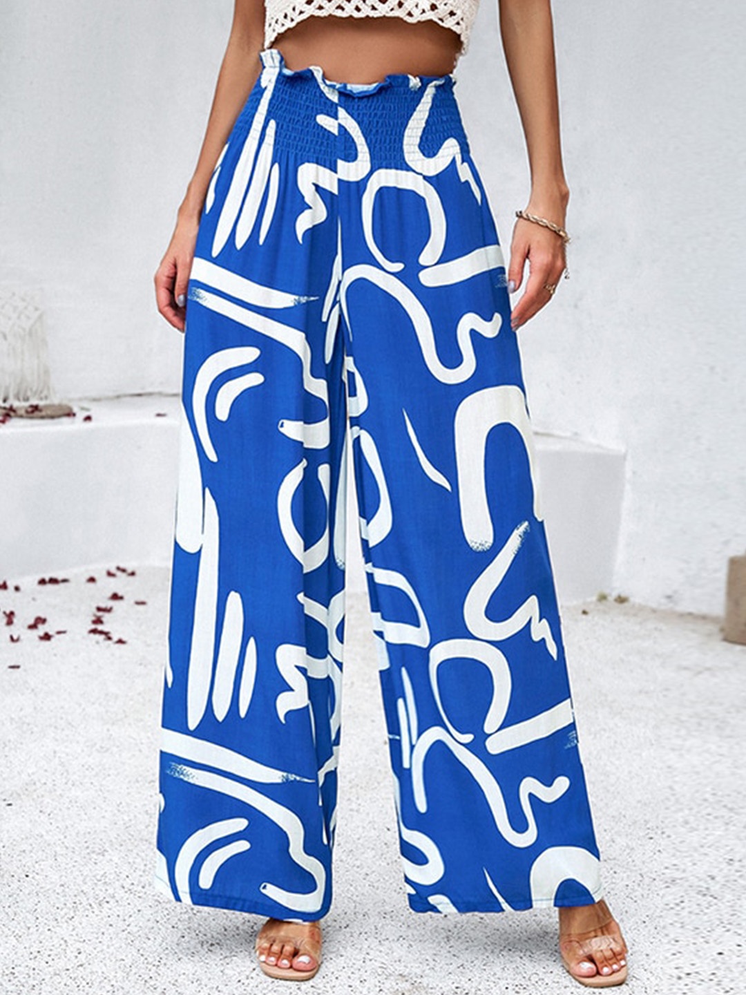 

StyleCast x Revolte Printed Loose Fit High-Rise Easy Wash Trousers, Blue