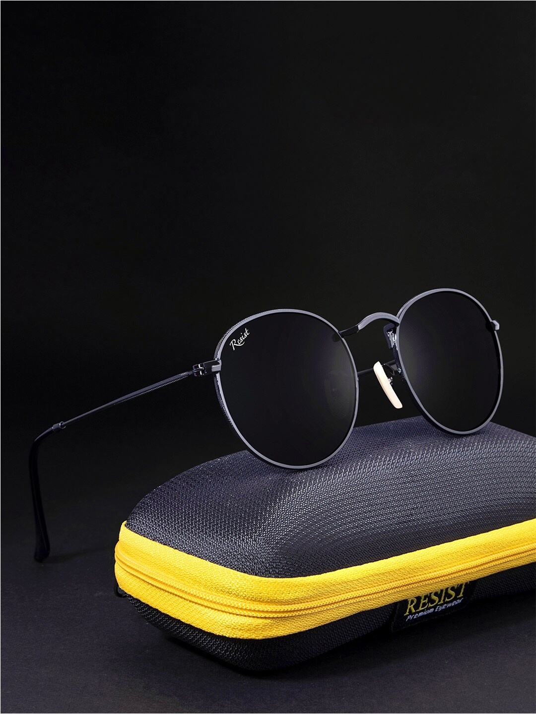 

RESIST EYEWEAR Unisex Round Sunglasses with UV Protected Lens THOMAS BLACK BLACK