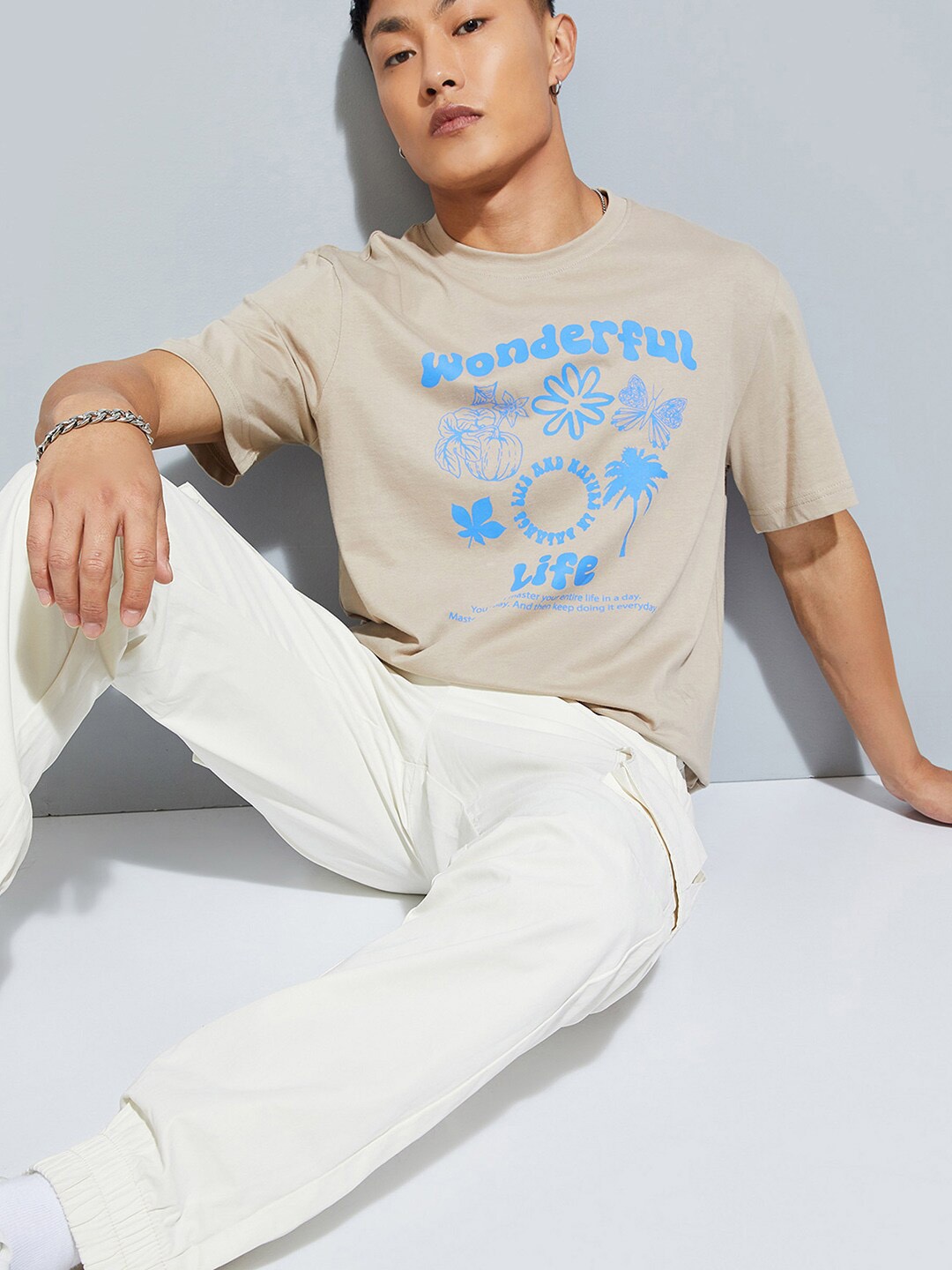 

max URB_N Men Regular Fit Graphic Printed T-shirt, Taupe