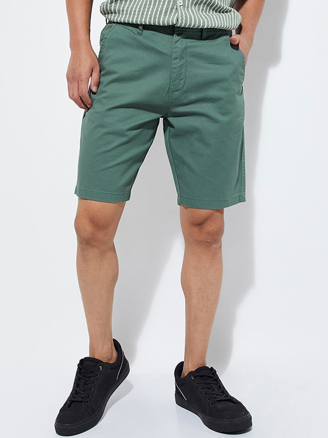 

max URB_N Men Slim Fit Solid Shorts, Green