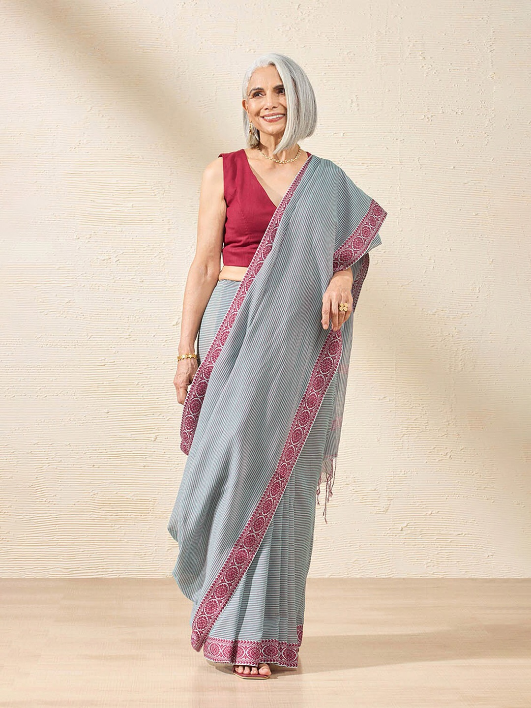 

Taneira Striped Pure Cotton Saree with Tassels, Green