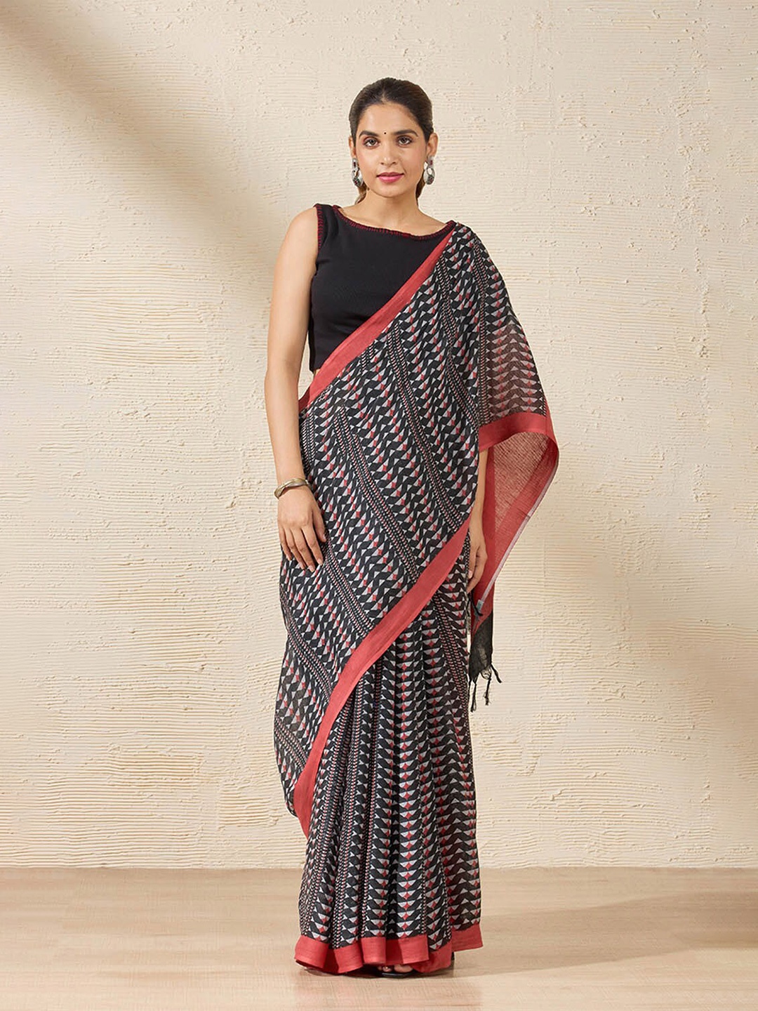 

Taneira Printed Pure Cotton Saree, Pink