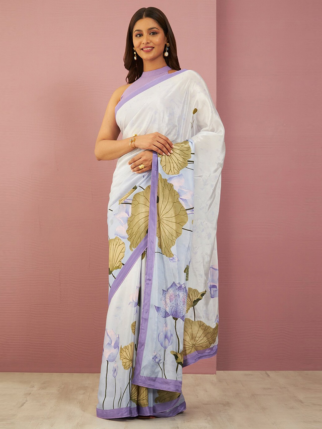 

Taneira Floral Printed Saree, Purple