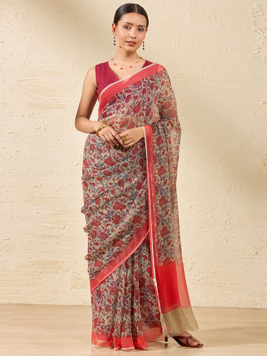 

Taneira Floral Printed Saree, Grey