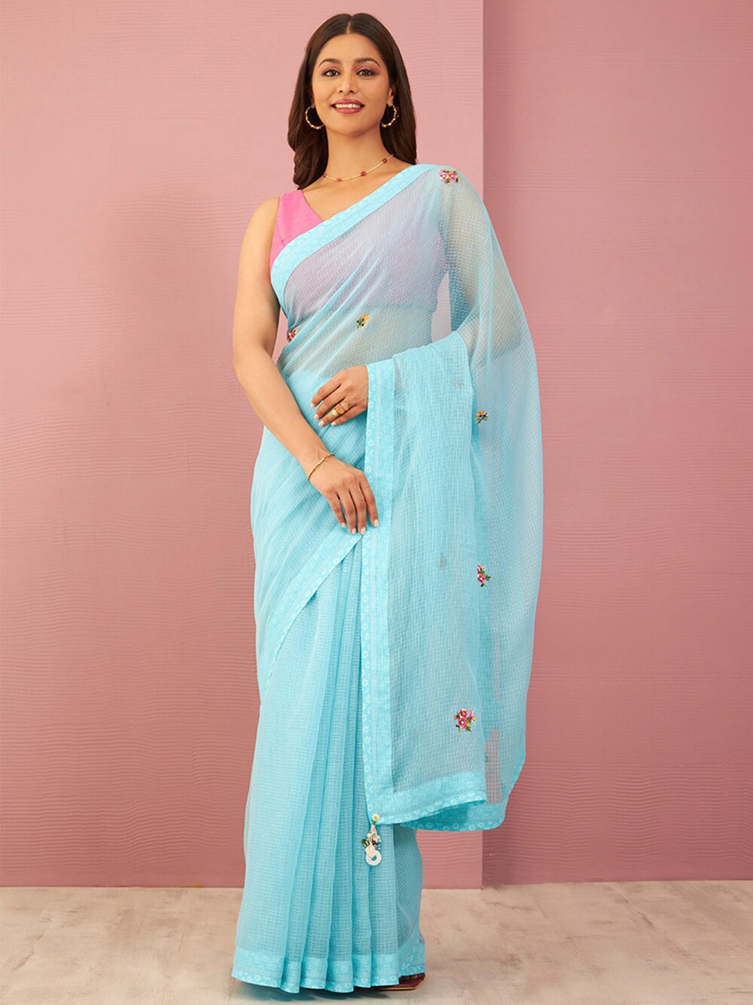 

Taneira Floral Embroidered Saree, Blue