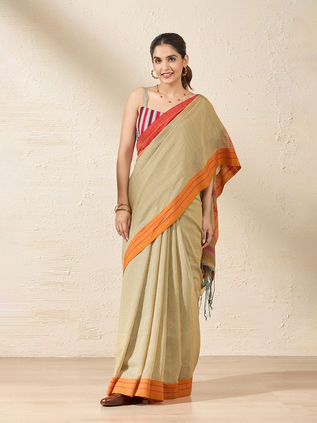 

Taneira Striped Pure Cotton Saree, Green