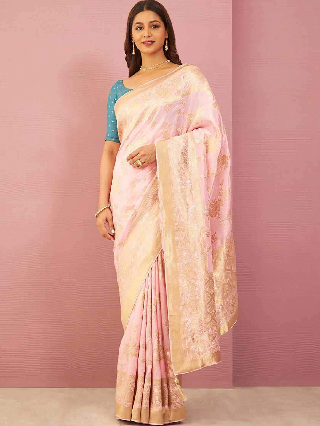 

Taneira Ethnic Motifs Zari Saree, Pink