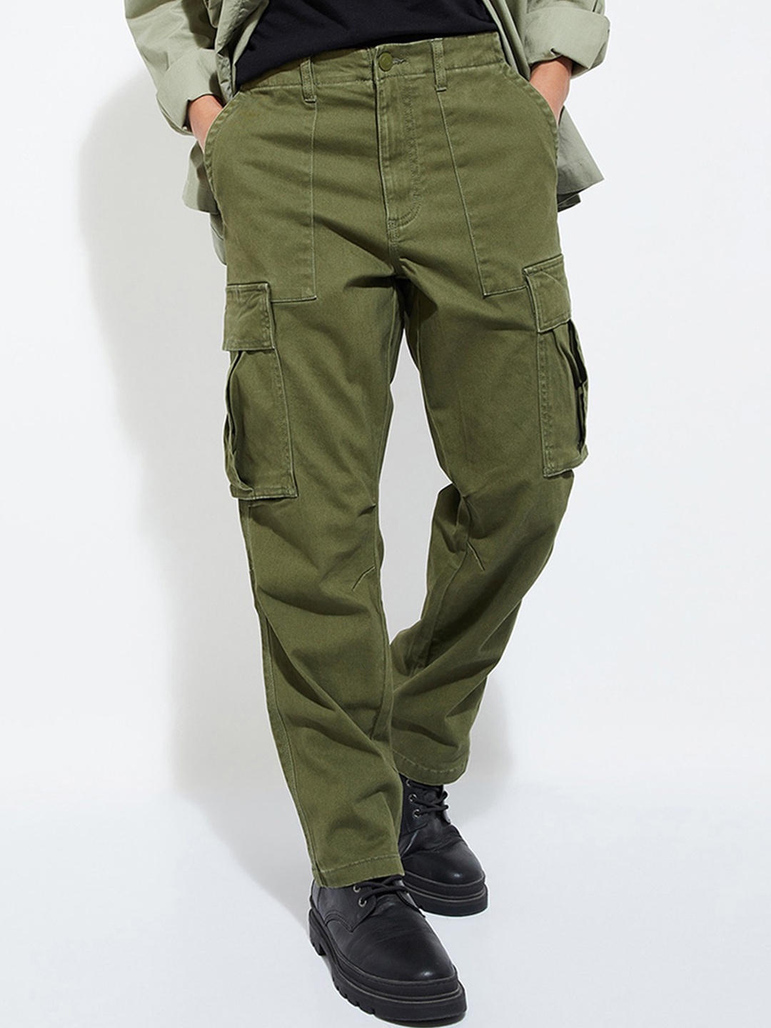 

max URB_N Men Relaxed Fit Cargo Trousers, Green