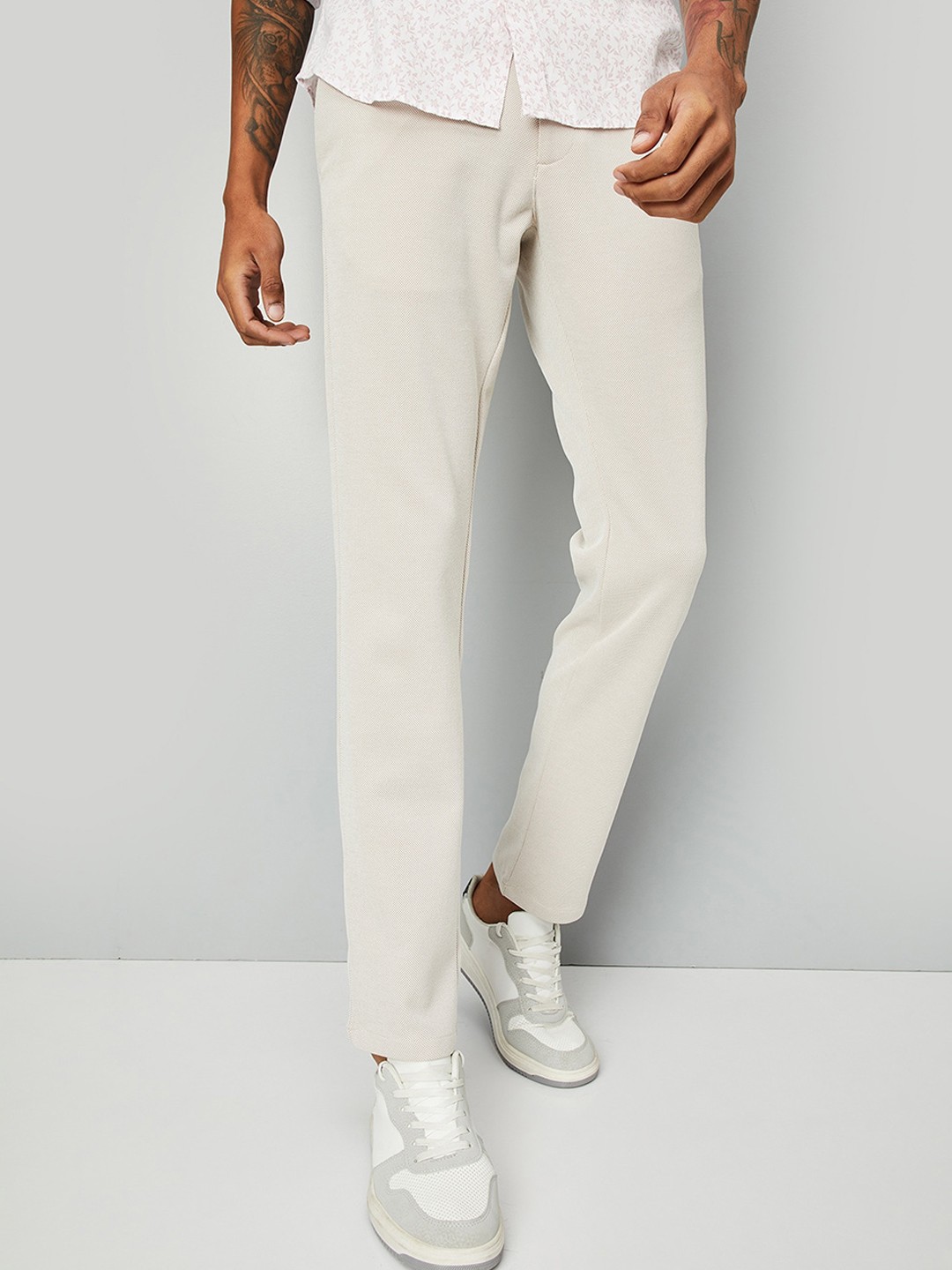 

max Men Mid-Rise Regular Fit Chinos Trouser, Beige