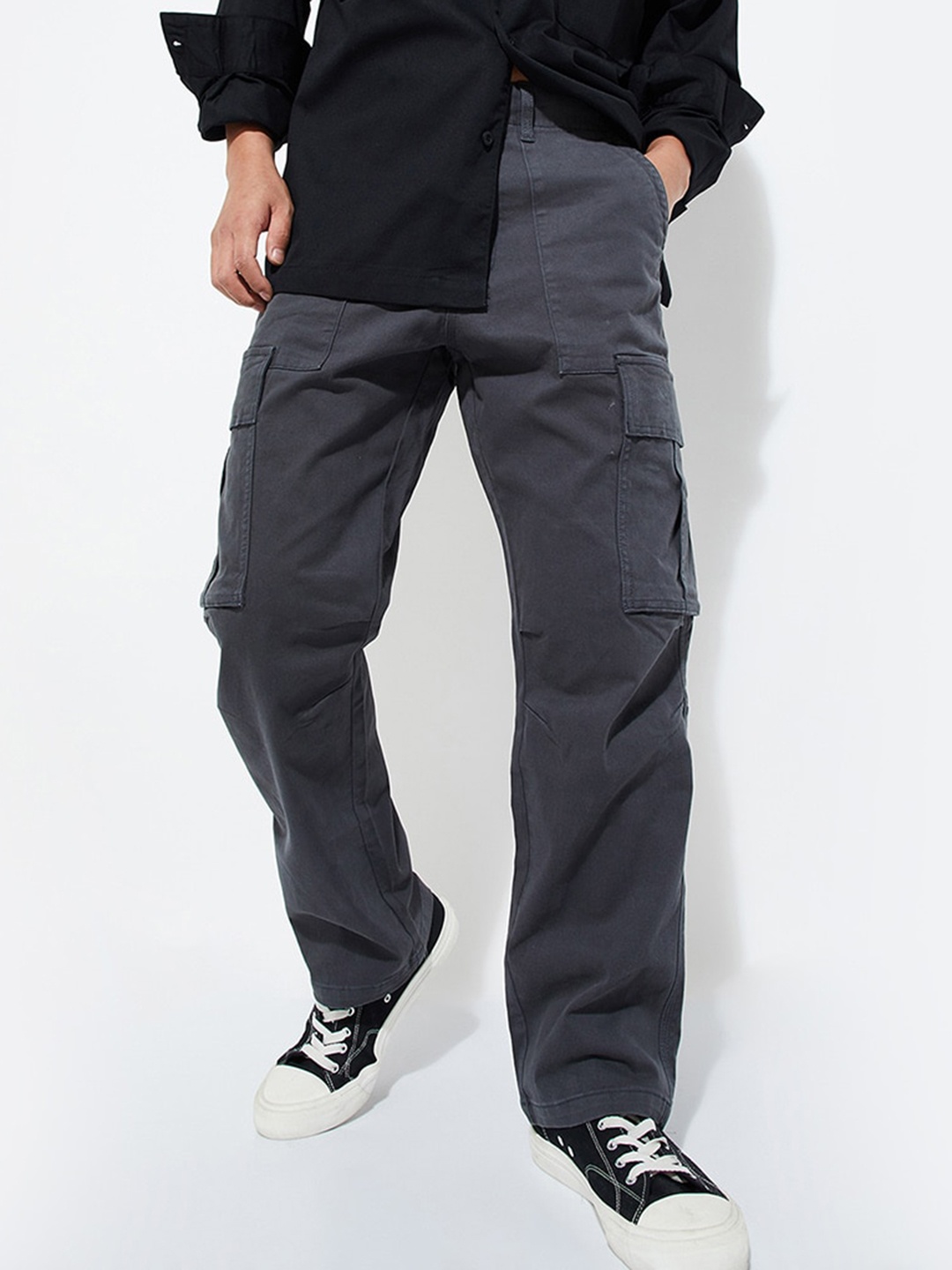 

max URB_N Men Relaxed Fit Cargo Trousers, Grey