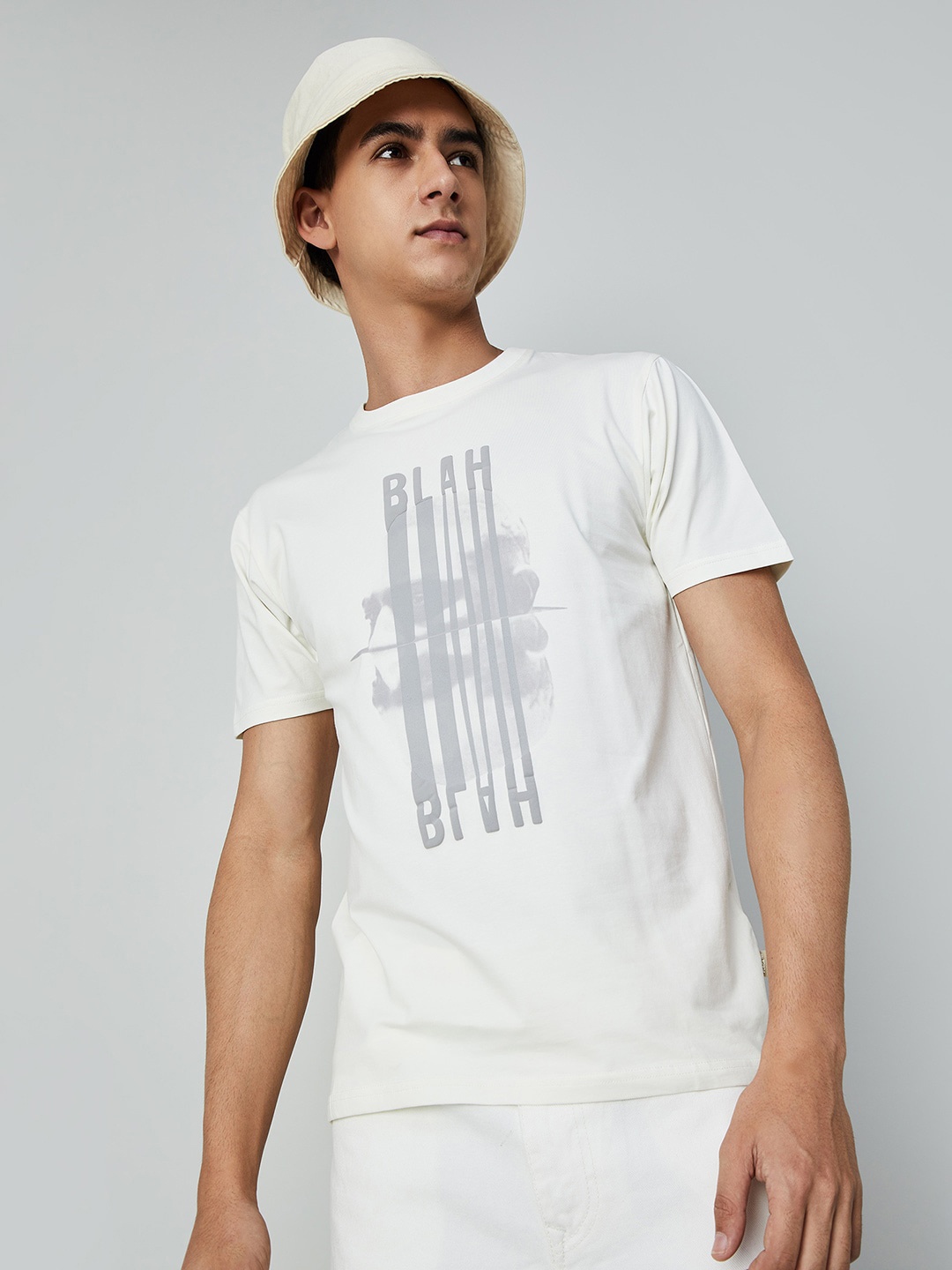 Forca by Lifestyle Graphic Printed Cotton T-shirt, White