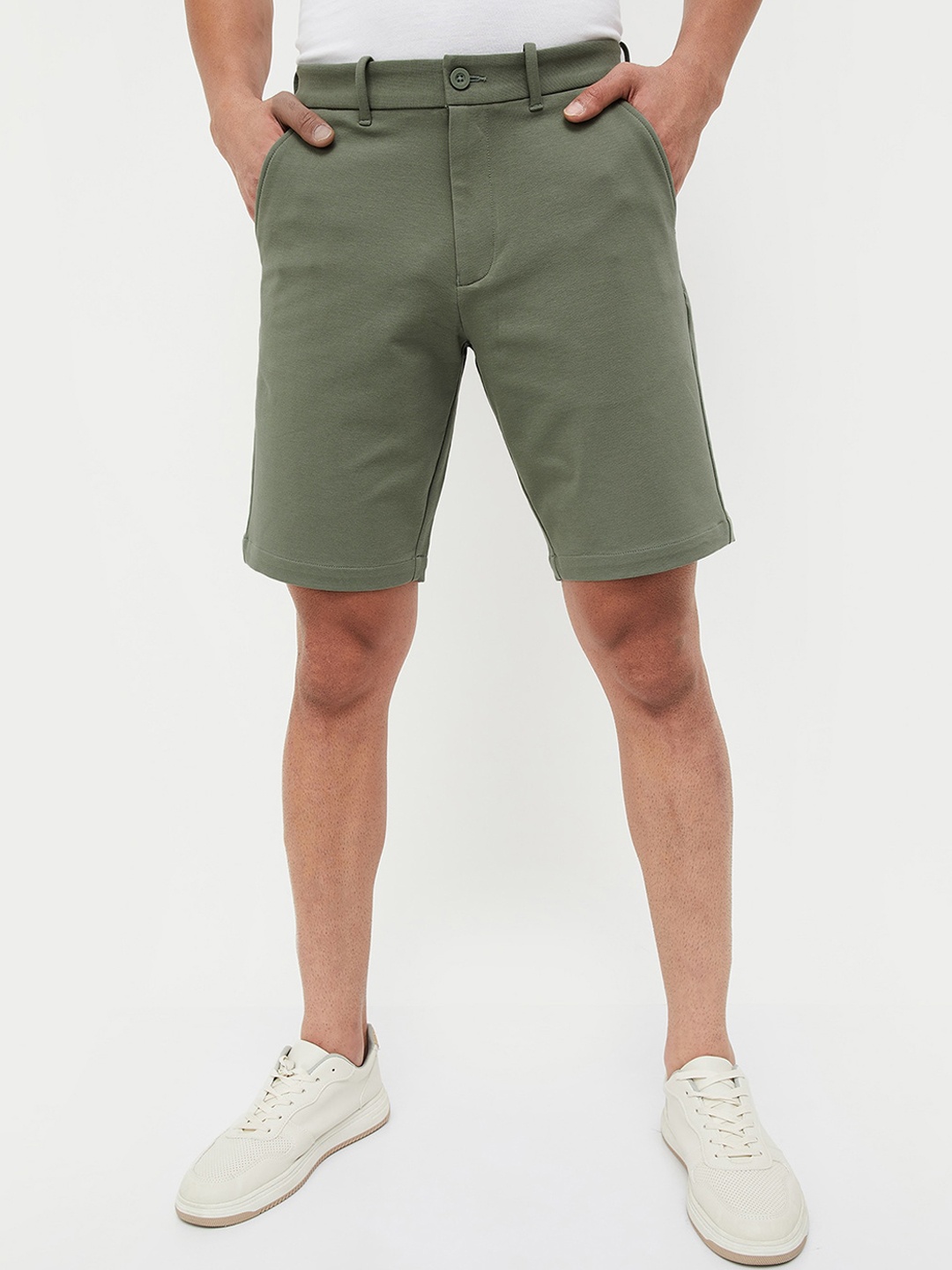 

CODE by Lifestyle Men Mid Rise Chino Shorts, Green