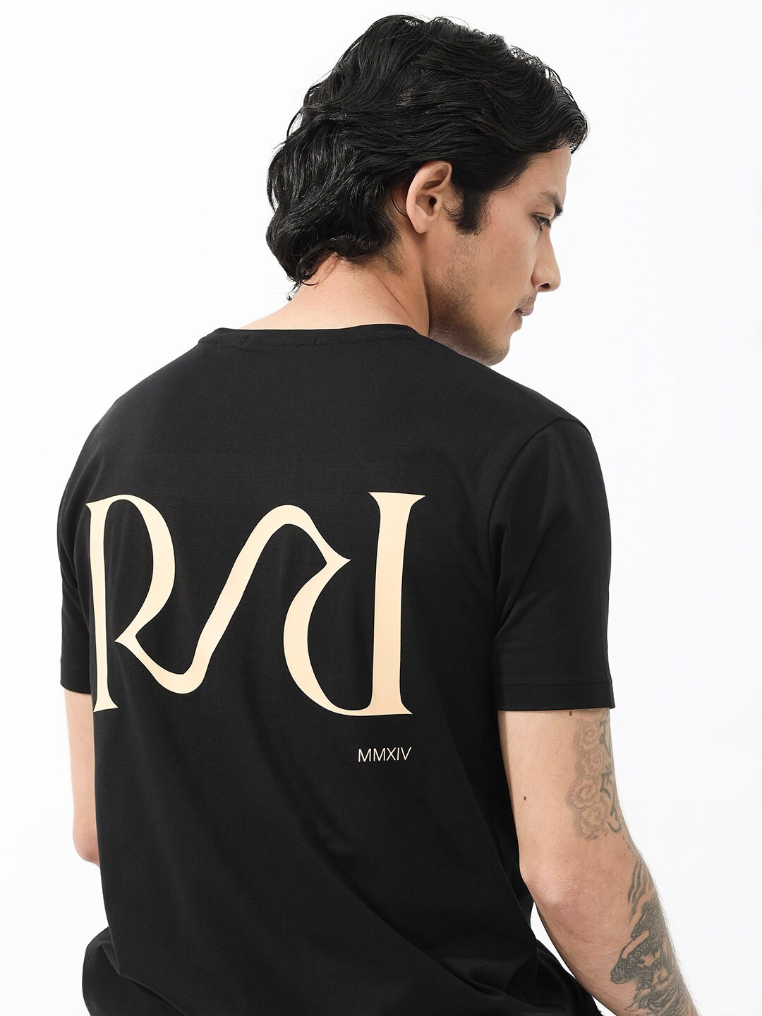 

RARE RABBIT Men Stark Typography Printed Slim Fit T-Shirt, Black