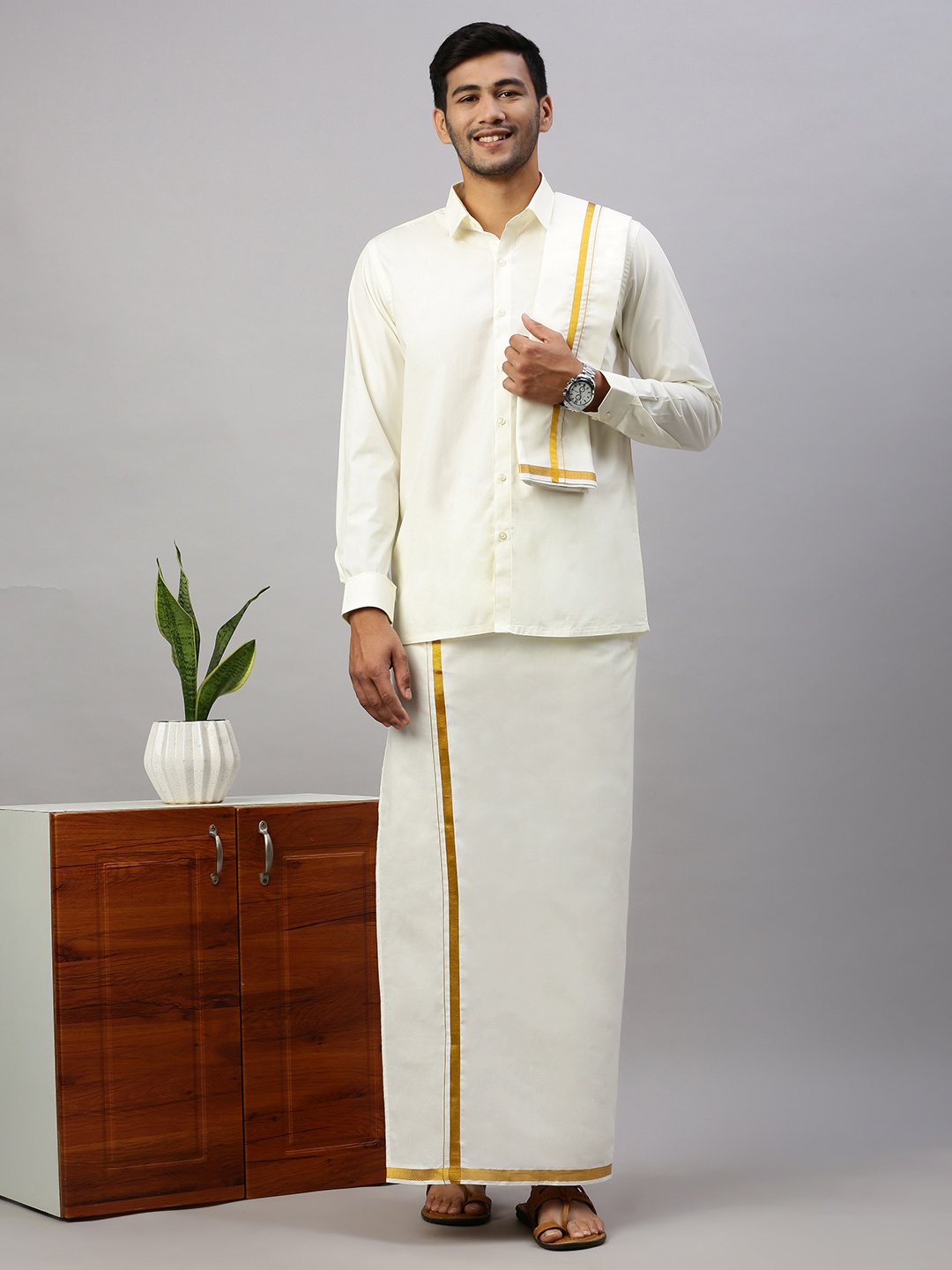 

Ramraj Men Shirt And Gold Jari Double Dhoti With Towel & Belt, Cream