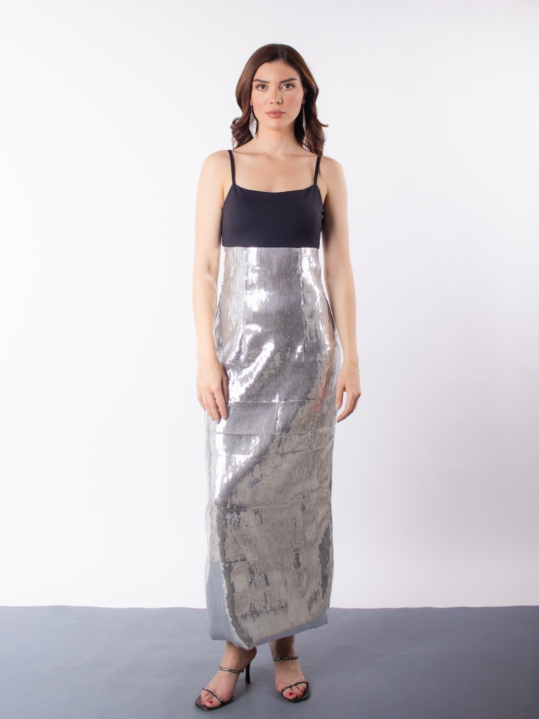 

Stylecast X Hersheinbox Colourblocked Sequined Maxi Dress, Silver
