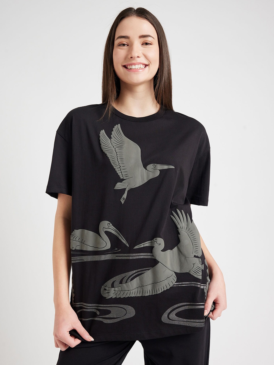 

EDRIO Graphic Printed Drop-Shoulder Sleeves Oversized Cotton T-shirt, Black