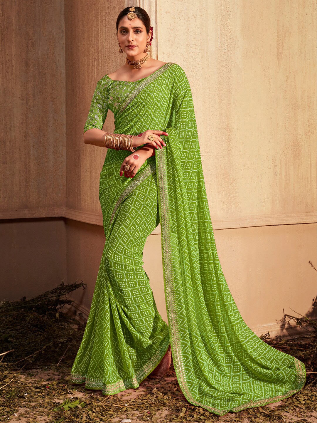 

KALINI Bandhani Embroidered Pure Georgette Bandhani Saree, Green