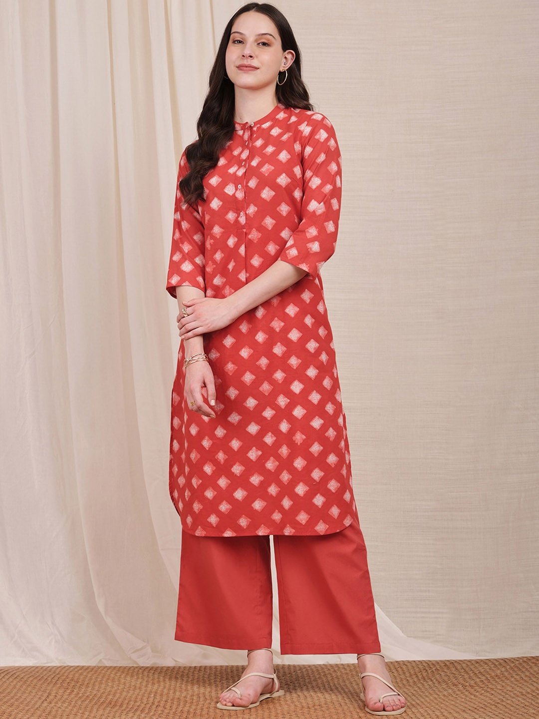 

Pink Fort Geometric Printed Pure Cotton Straight Kurta with Palazzos, Red