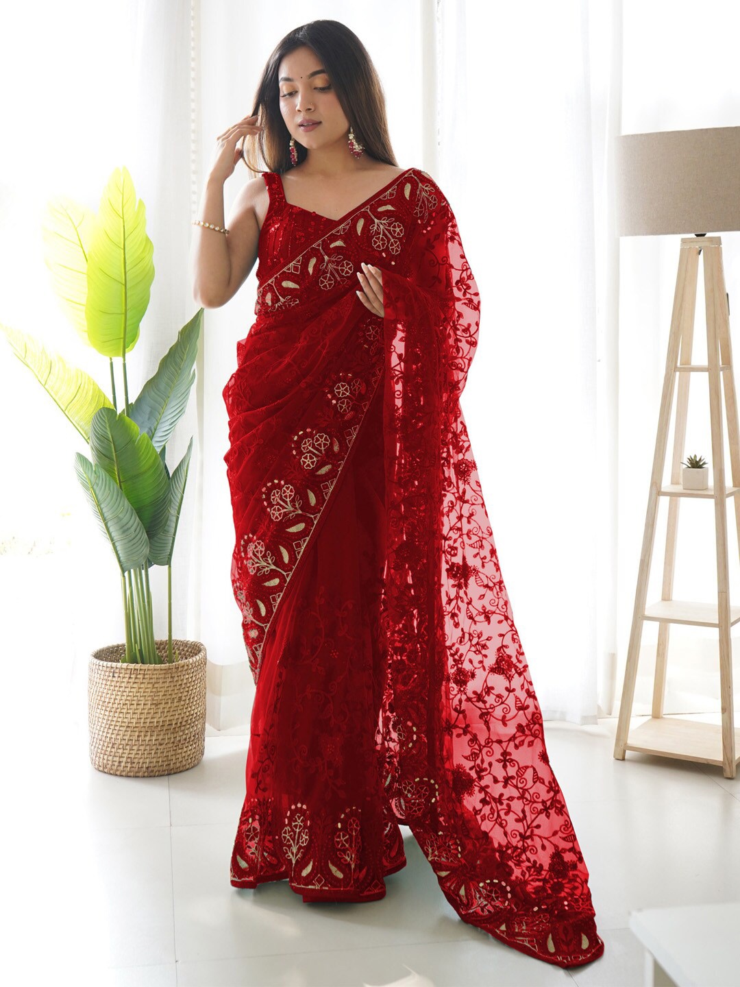

Saree mall Embellished Sequinned Net Saree, Red