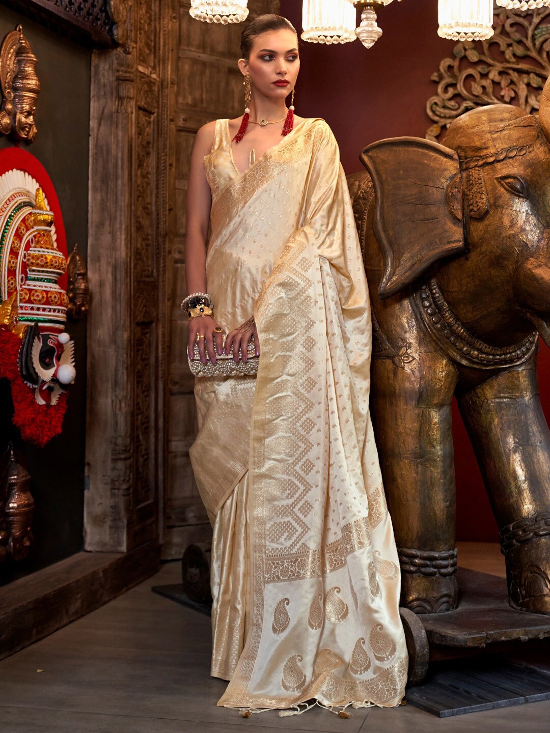 

Mitera Woven Design Zari Satin Banarasi Saree, Cream