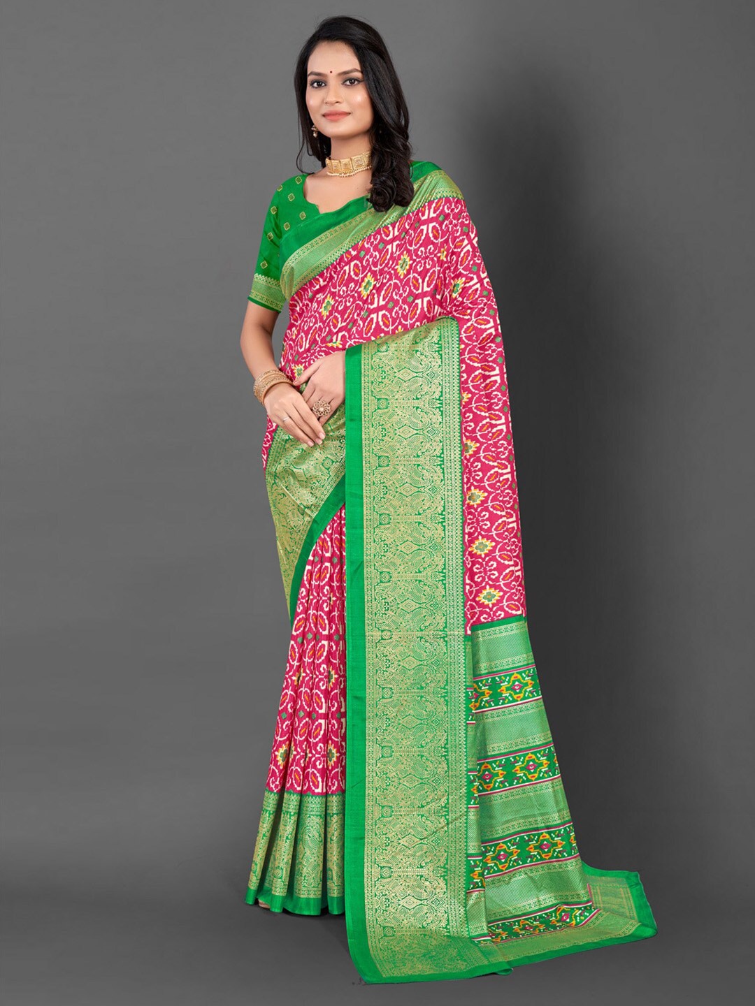 

Mitera Ethnic Motifs Printed Saree, Pink