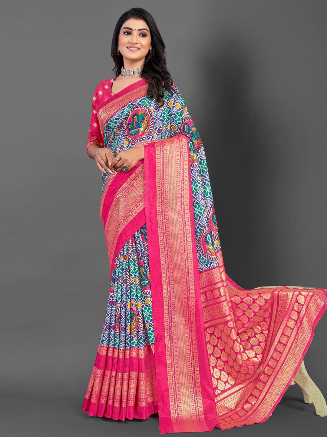 

Mitera Ethnic Motifs Printed Sungudi Saree, Blue