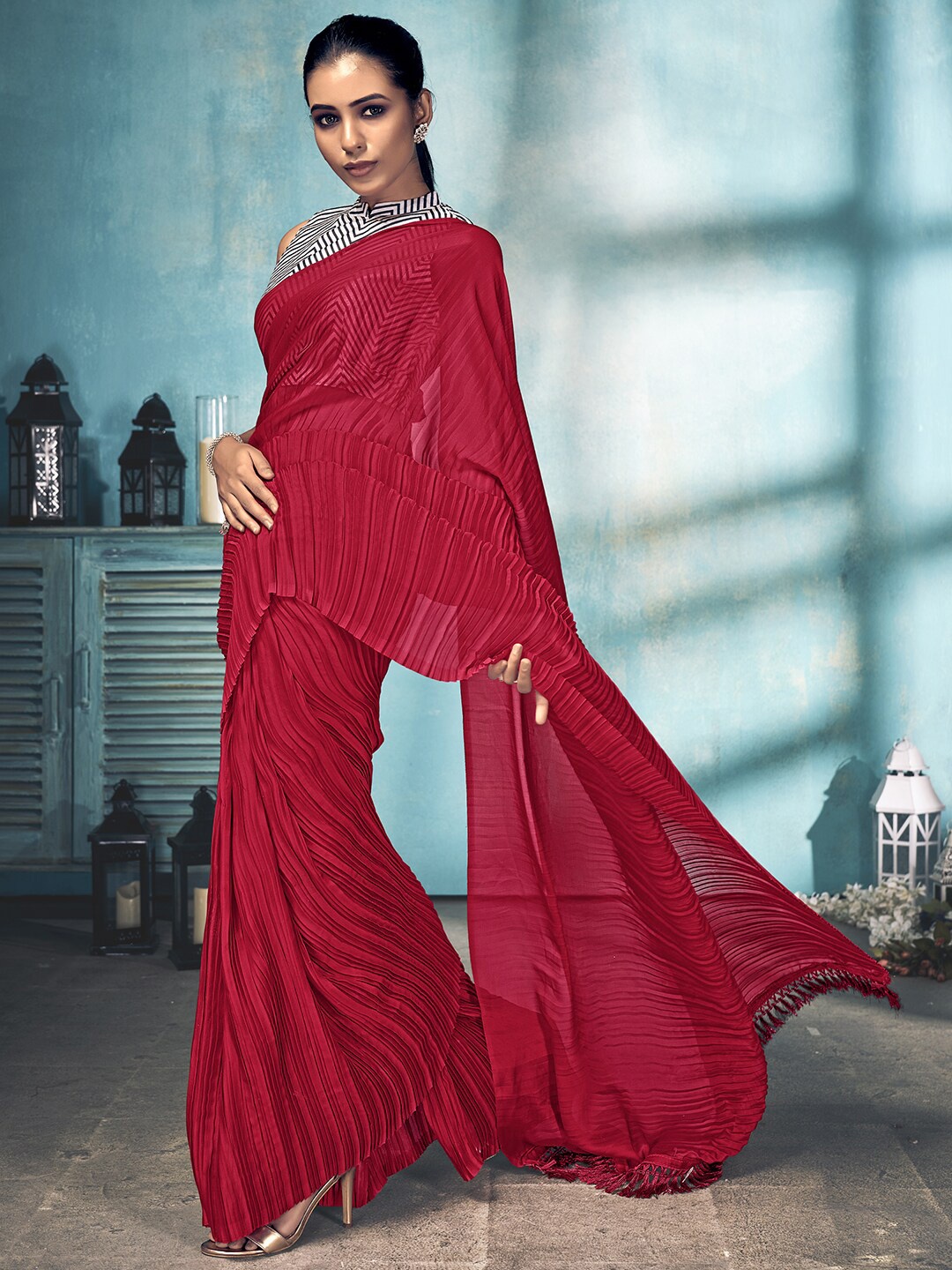

Sunasi Pleated Art Silk Saree, Red