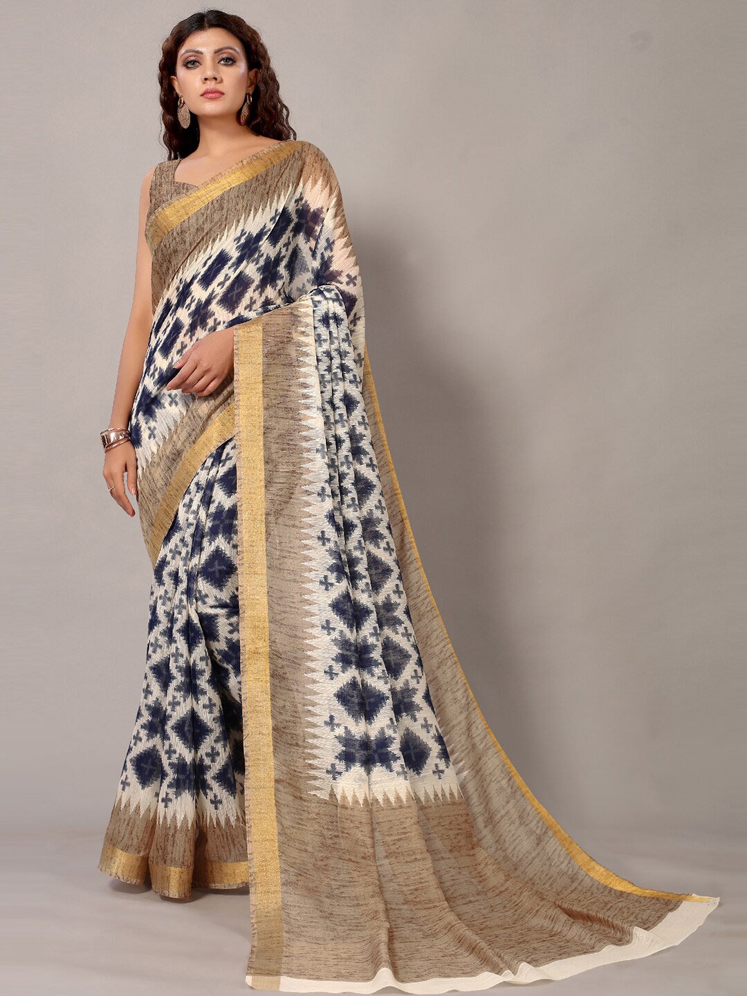 

Mitera Geometric Printed Zari Saree, White