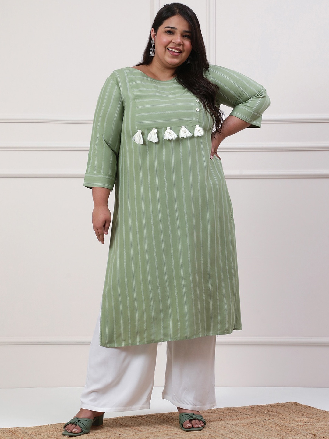 

Jaipur Kurti Plus Size Floral Printed Straight Kurta, Green