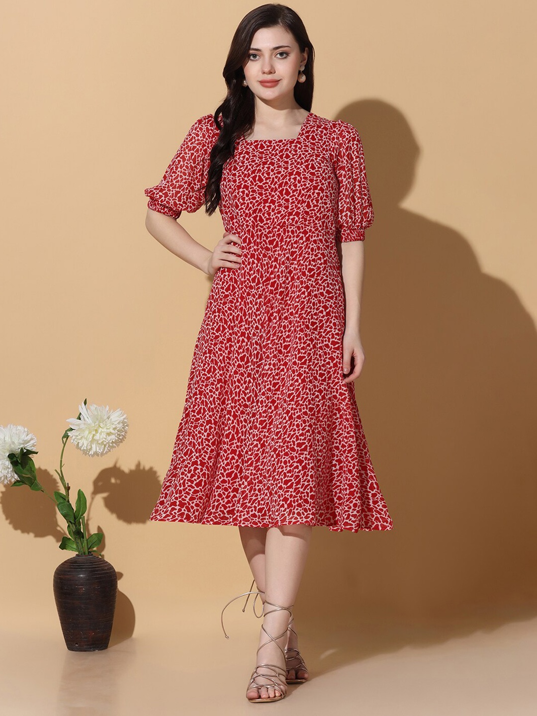 

FASHION DREAM Floral Printed Puff Sleeve Georgette A-Line Midi Dress, Red