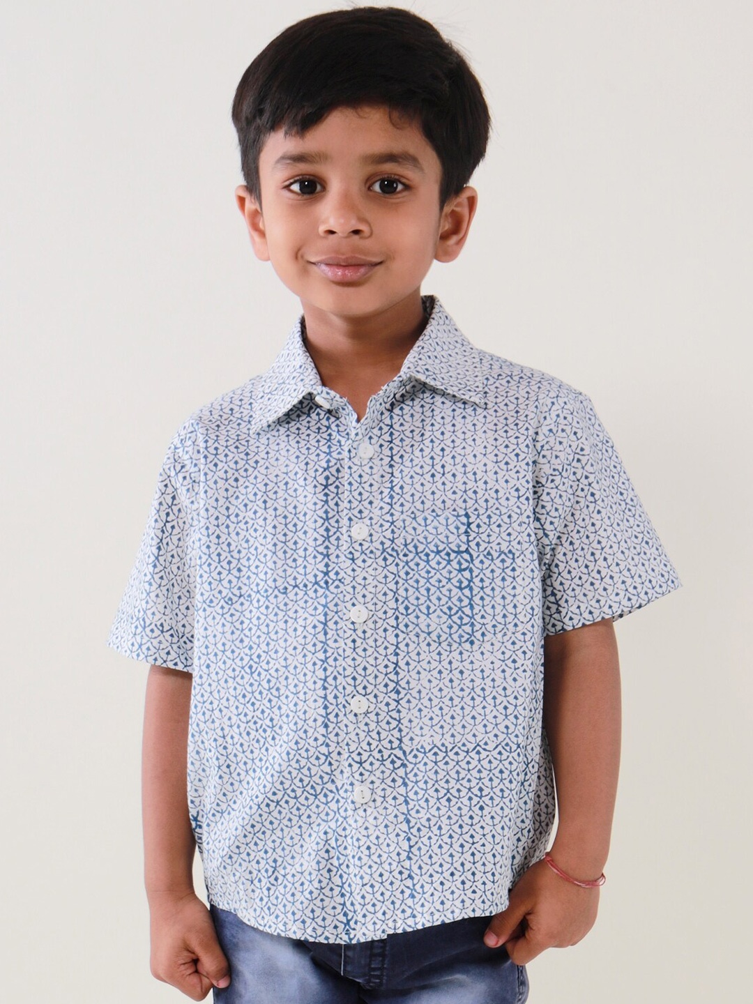 

My Little Lambs Boys Classic Printed Spread Collar Short Sleeves Cotton Shirt, Blue