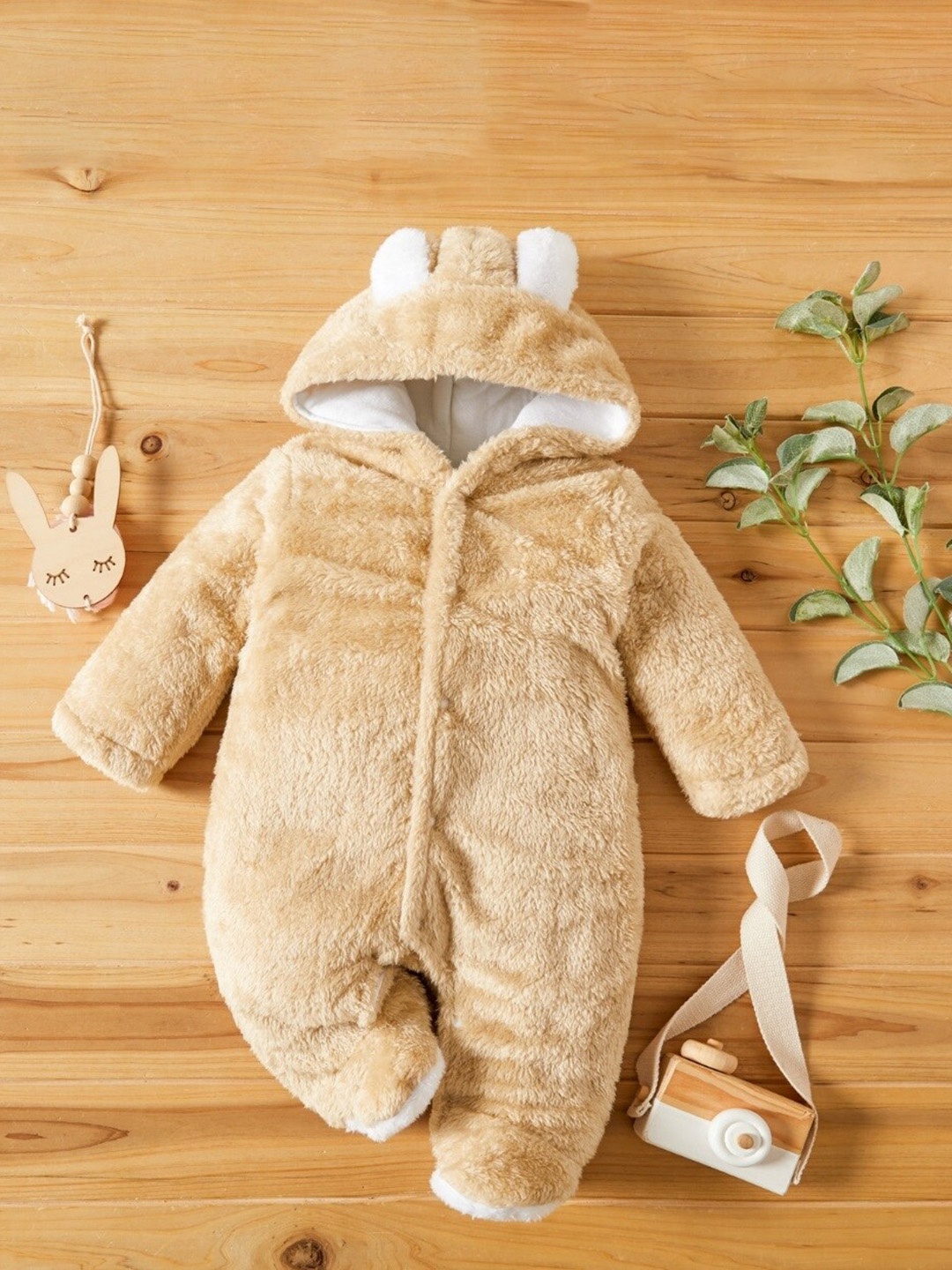 

BRANDONN Infants Hooded Sleepsuit, Beige