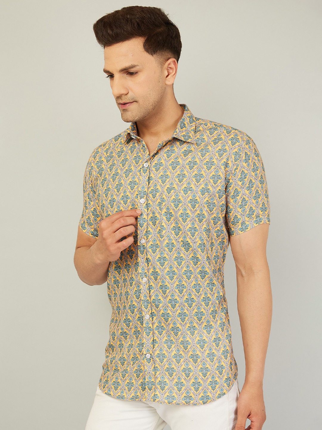 

LOUIS MONARCH Comfort Floral Printed Slim Fit Cotton Casual Shirt, Yellow