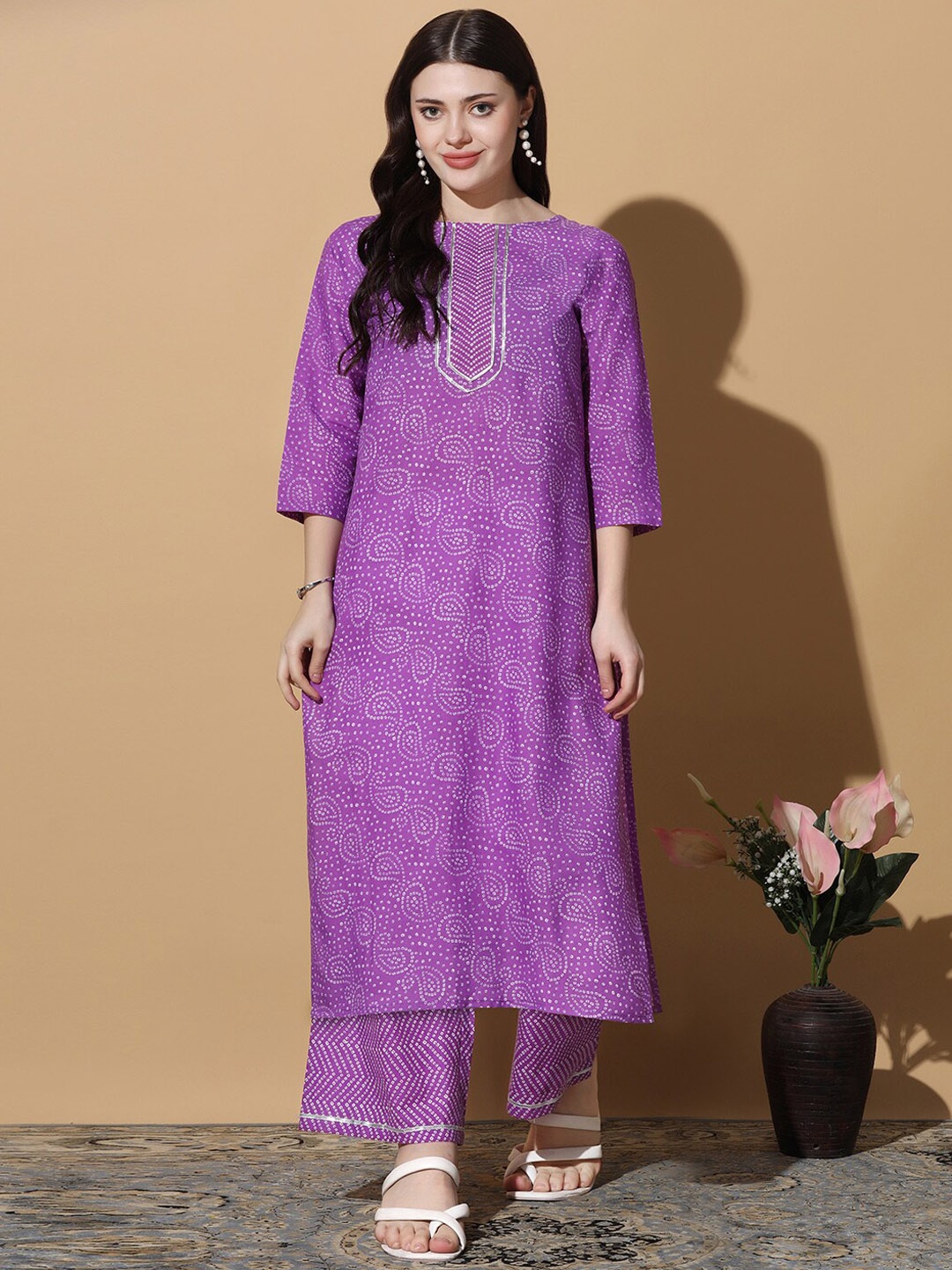 

FASHION DREAM Bandhani Printed Boat Neck Regular Kurta with Palazzos, Purple