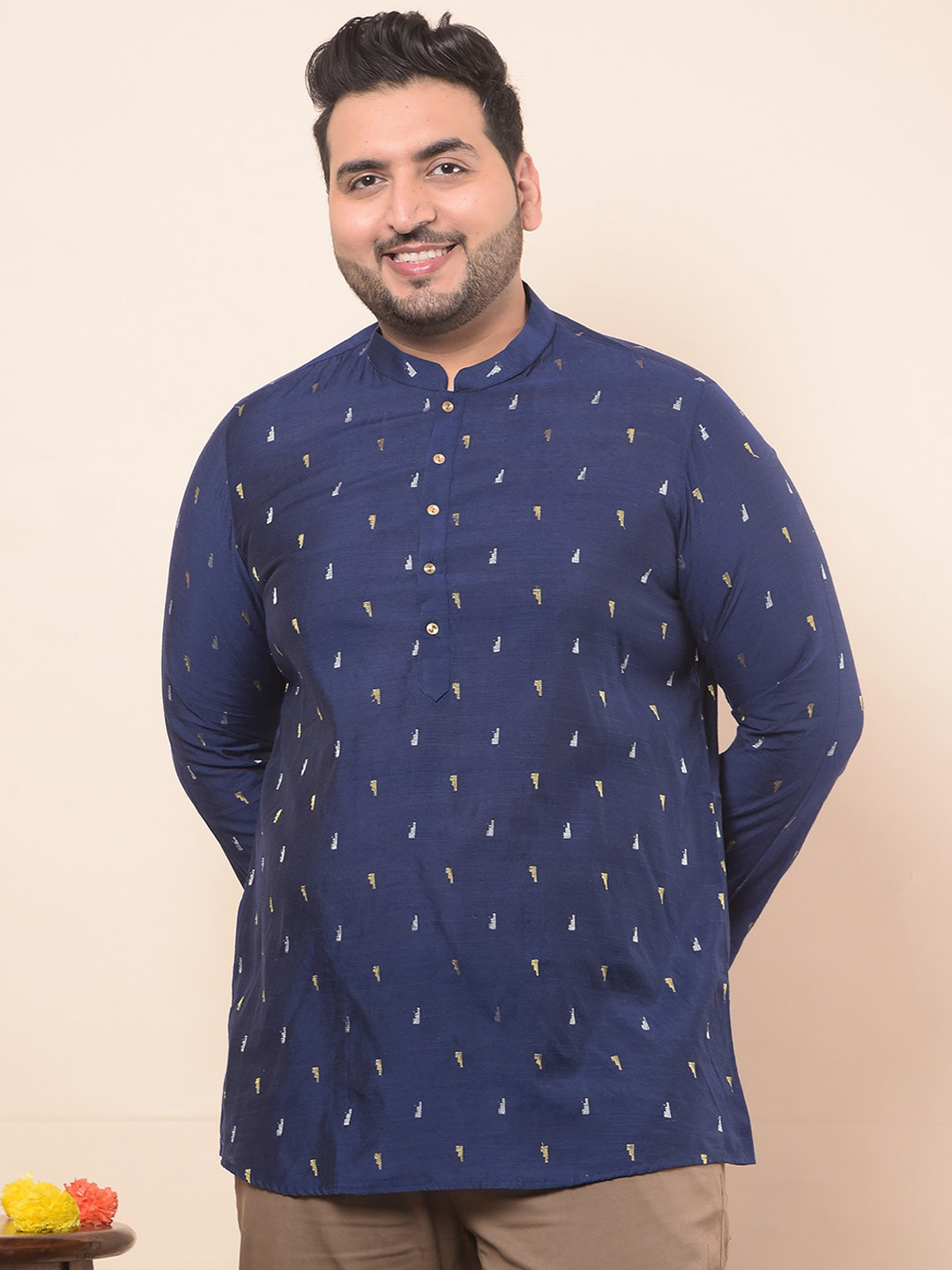 

Sztori Plus Size Geometric Woven Design Mandarin Collar Cotton Jacquard Short Kurta, Blue