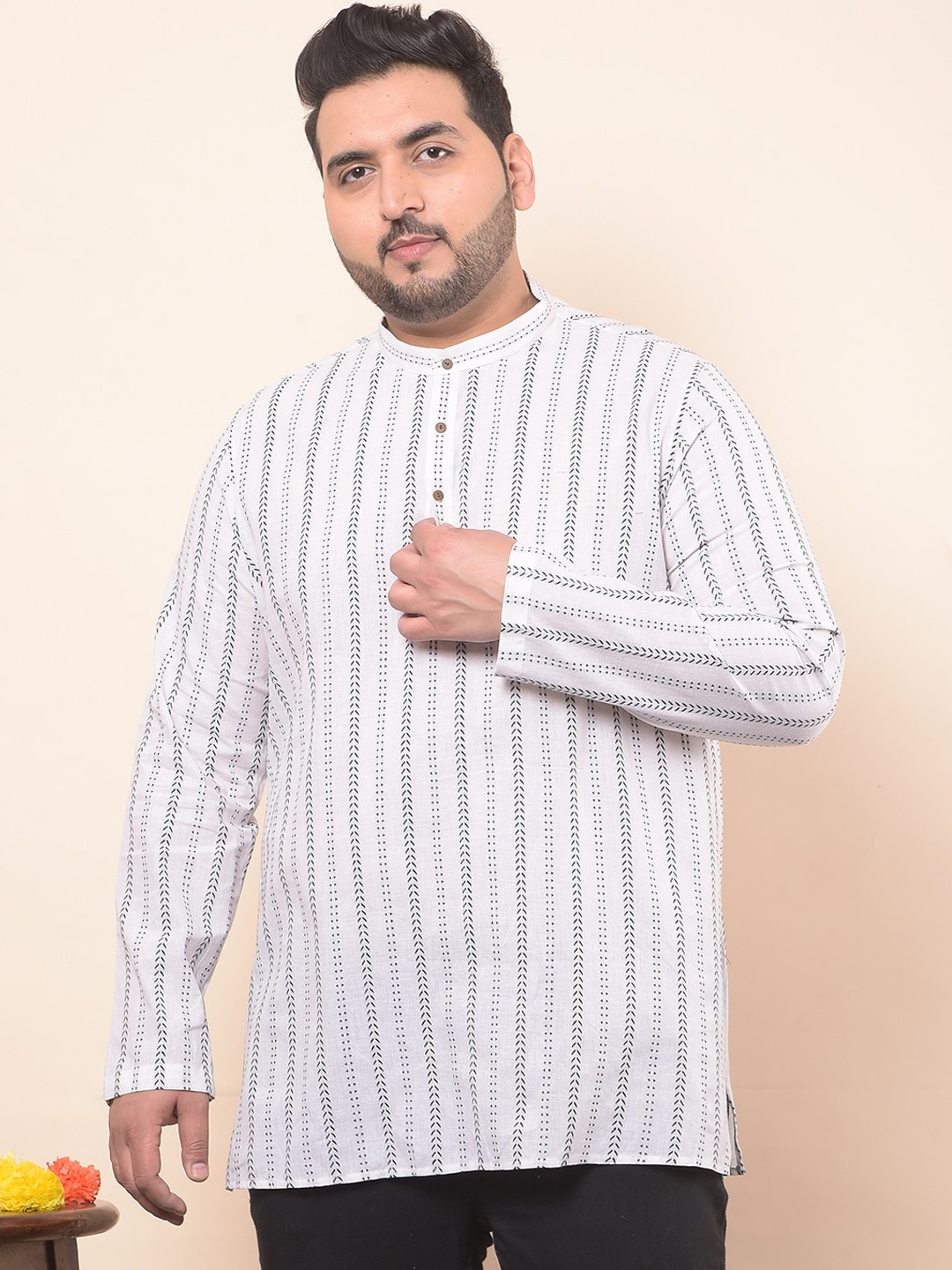 

Sztori Striped Mandarin Collar Long Sleeves Thread Work Cotton Kurta, White