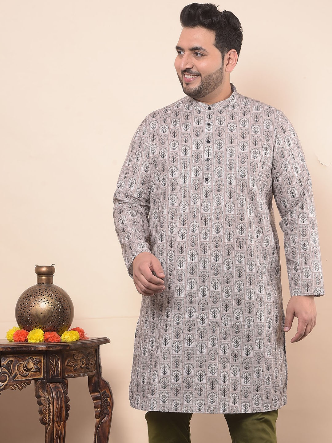 

Sztori Ethnic Motifs Printed Mandarin Collar Plus Size Kurta, Brown