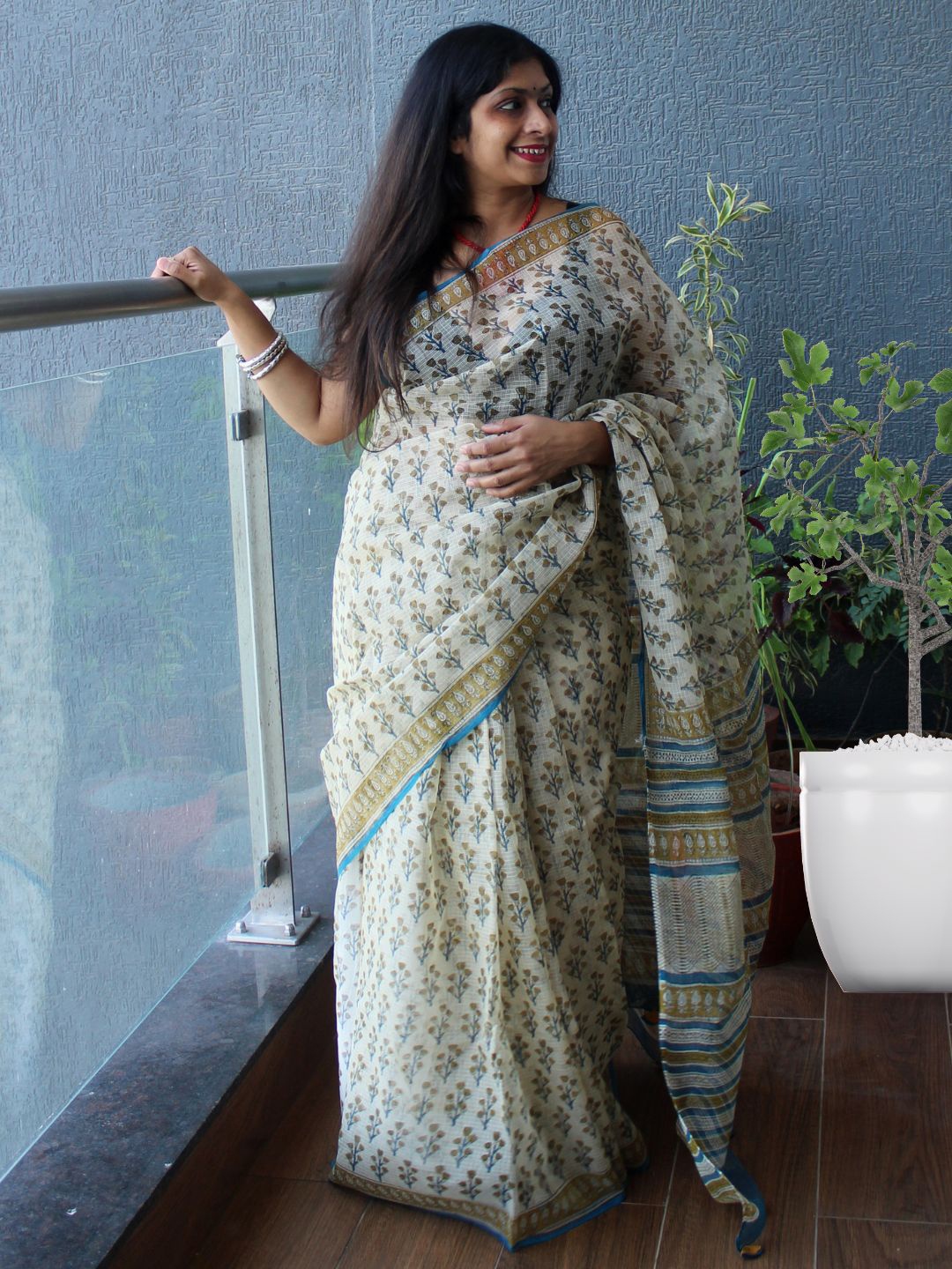 

Weaves of Tradition Ethnic Motifs Printed Pure Cotton Bagru Saree, Beige