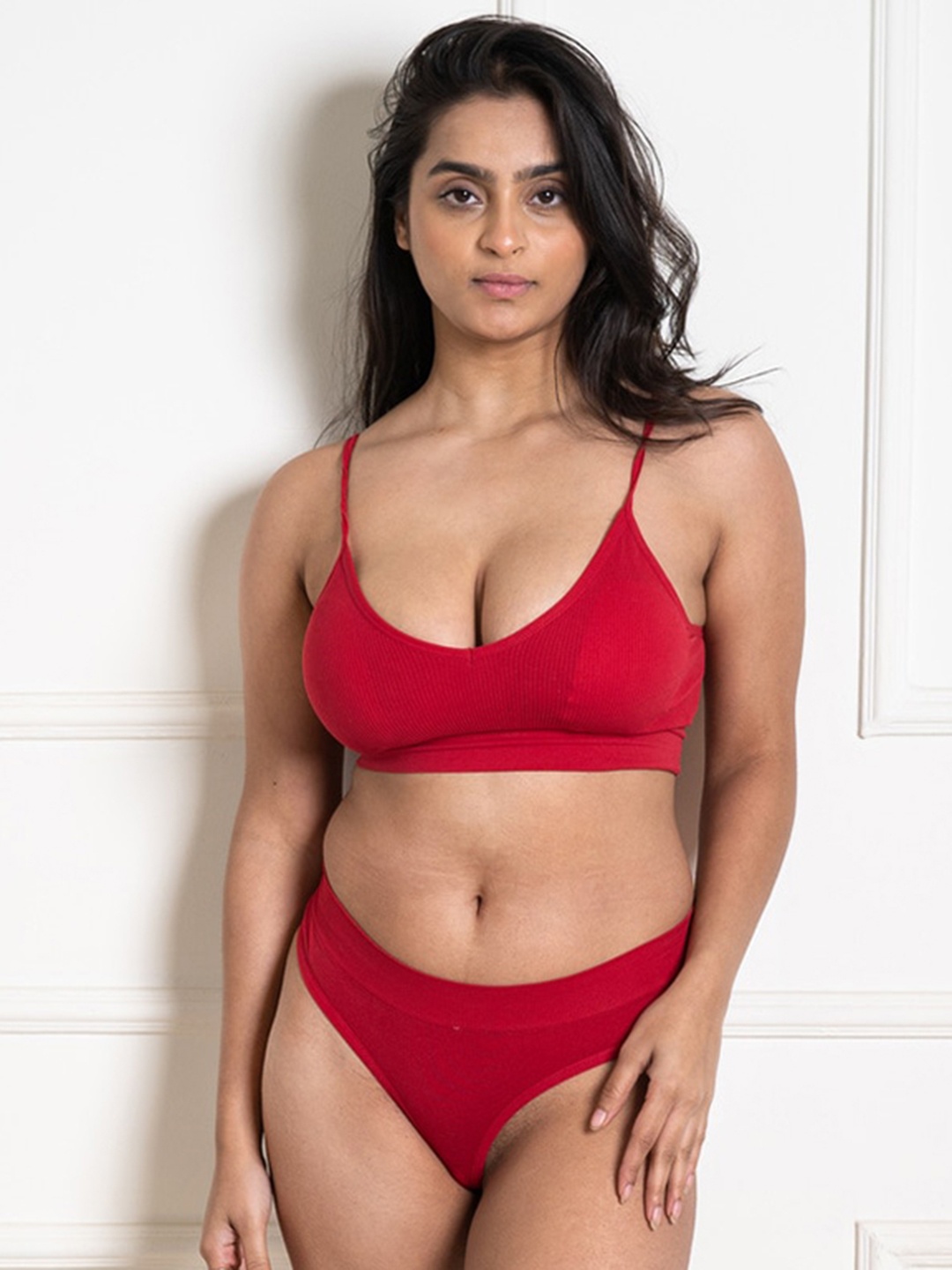 

Basiq Low Coverage Lingerie Set, Red