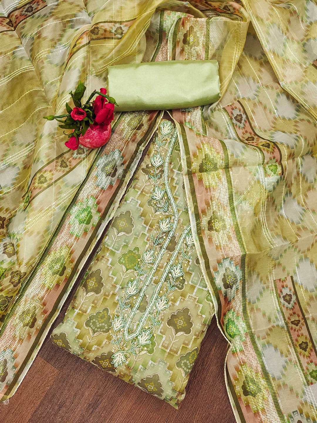 

SHADOW & SAINING Floral Embroidered Organza Unstitched Dress Material, Sea green