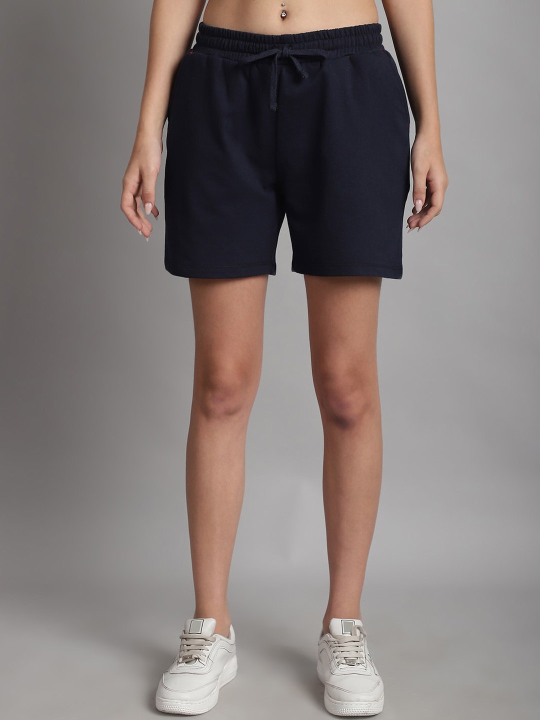 

Rute Women Mid-Rise Cotton Shorts, Navy blue