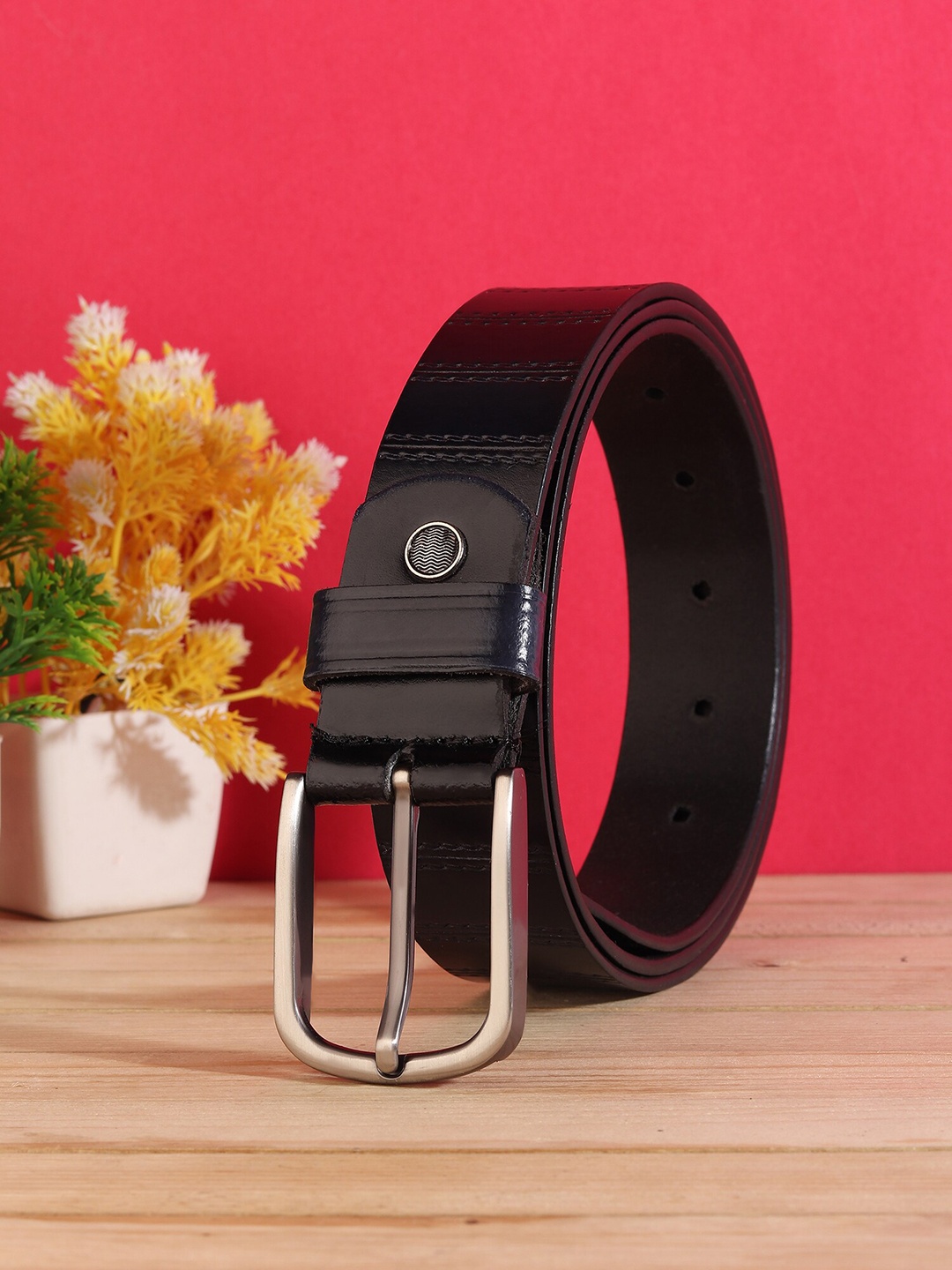 

HENEDA Men Textured Leather Belt, Black