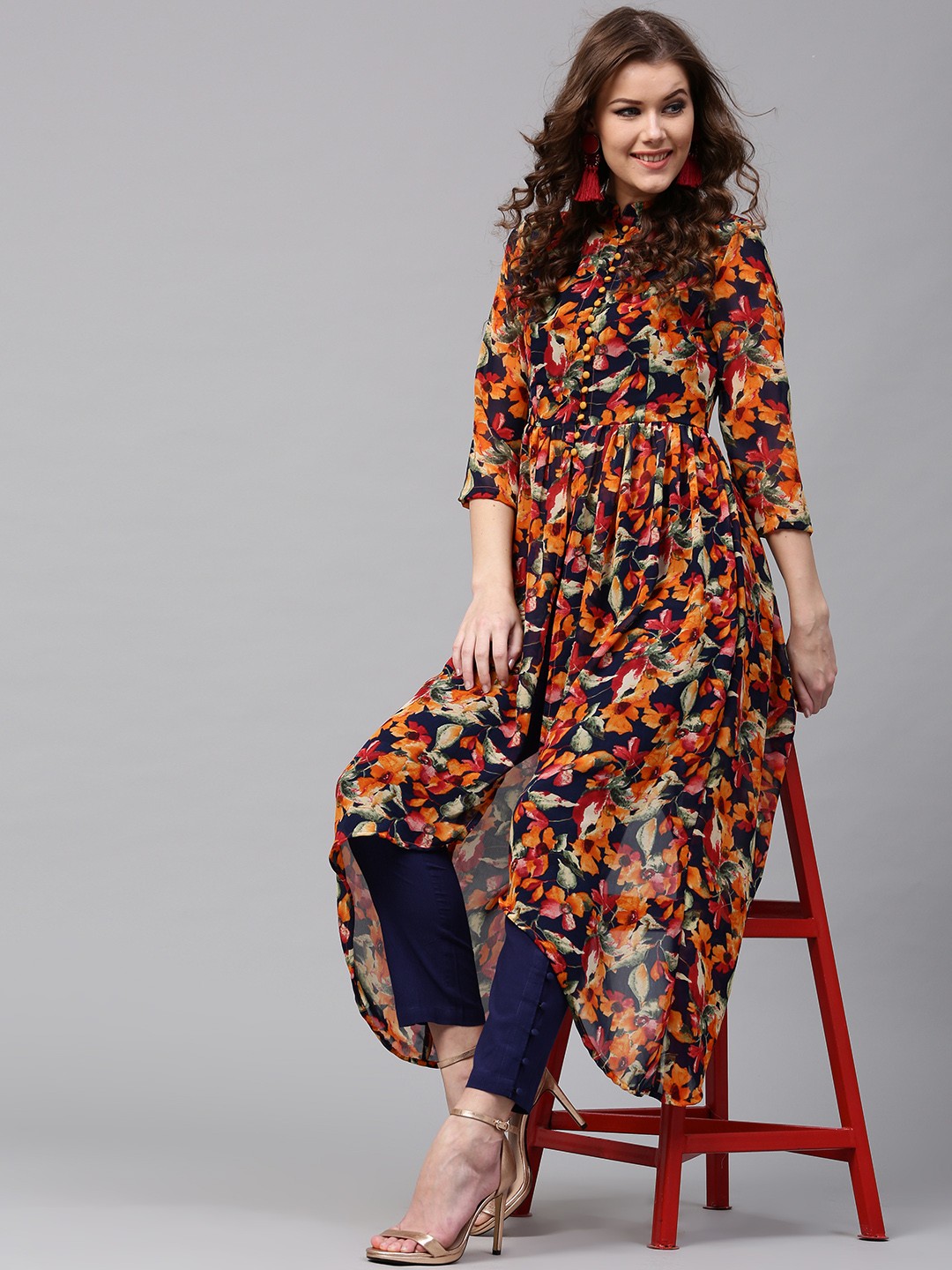 

SASSAFRAS Women Navy Blue & Orange Printed Asymmetric A-Line Kurta
