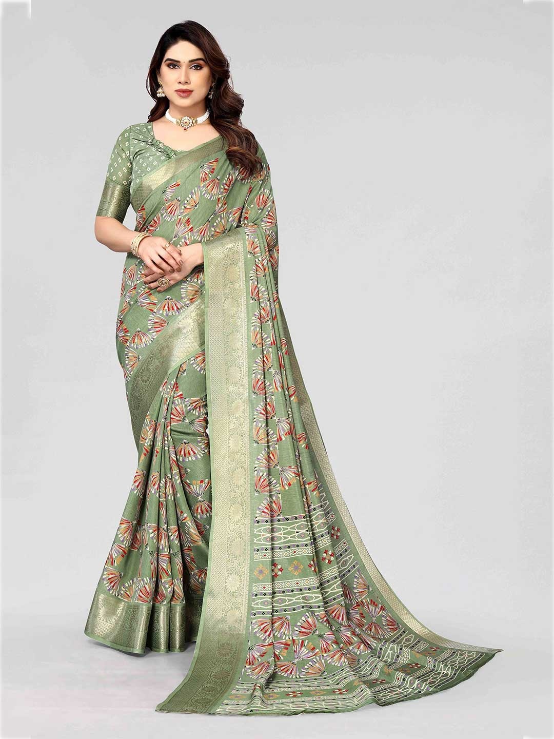 

HALFSAREE STUDIO Floral Printed Zari Saree, Green