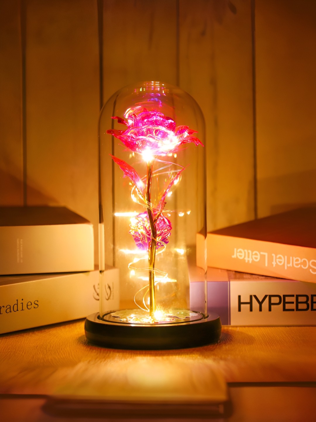 

Gleevers Pink and GoldToned Glass Curio Showpiece