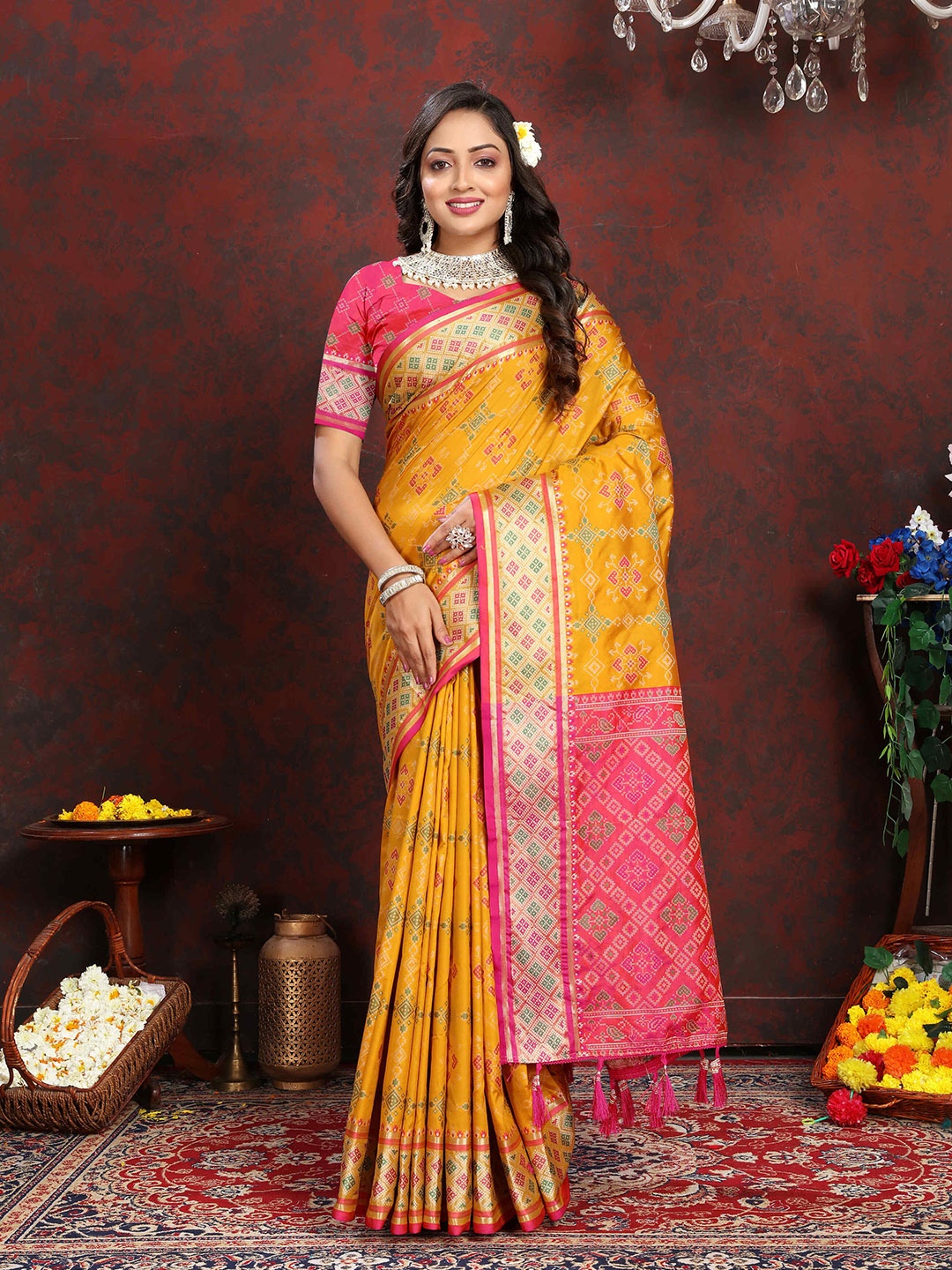 

PHEASANT Woven Design Zari Patola Saree, Yellow
