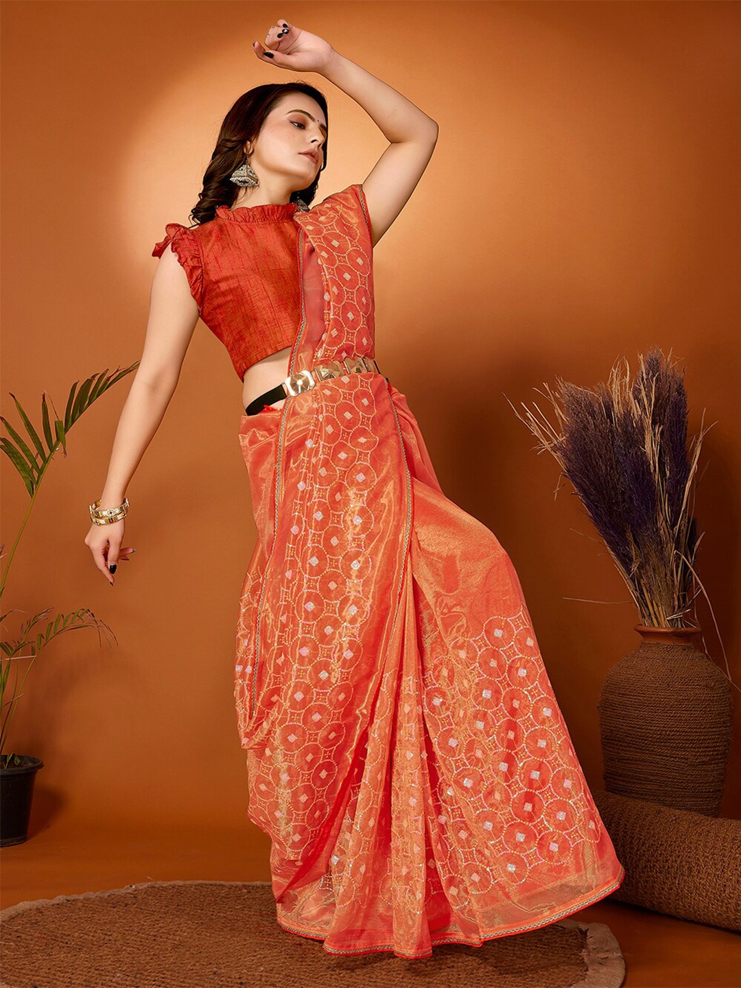 

FABMORA Embellished Sequinned Net Saree, Orange