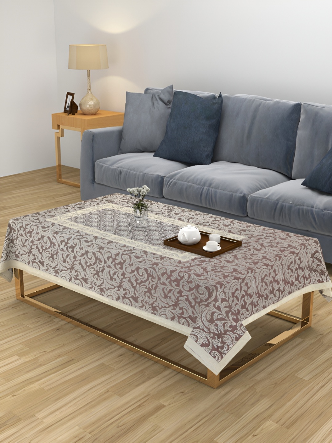 

ZESTURE Maroon 6-Seater Table Cover